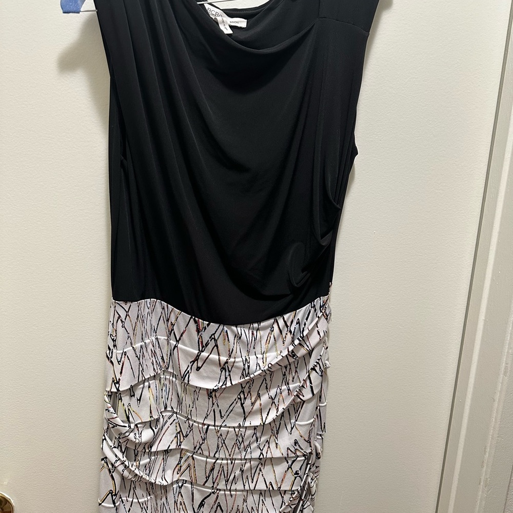 BCBGeneration Black Midi Dress with Elegant Design